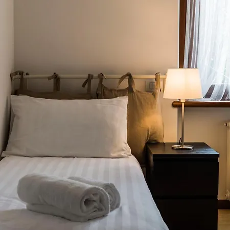 Meridiana Apartment Torri Del Benaco